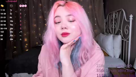 Yuki  online show from February 23, 2025, 11:55 am