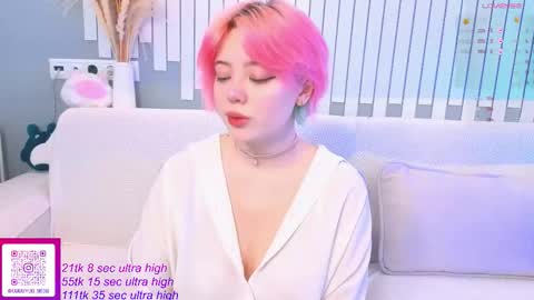 Yuki  online show from October 5, 2025, 5:17 am