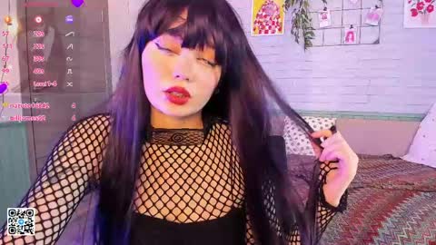 Snapshot of kawakami_tomie chatting on June 3, 2026, 2:33 pm Tomie online show from June 3, 2026, 2:33 pm