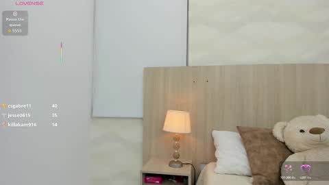   online show from December 15, 2025, 3:22 am