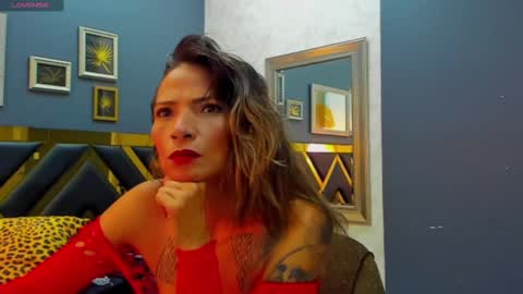 Kaya Tatte online show from November 17, 2025, 1:17 pm