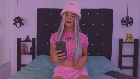 Snapshot of kayalstone chatting on February 2, 2025, 4:48 am Cattleya stone online show from February 2, 2025, 4:48 am