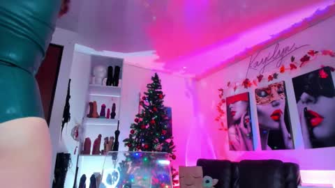 CAMILA online show from December 5, 2025, 12:03 pm