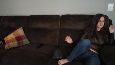 Kayla online show from March 5, 2026, 2:35 pm