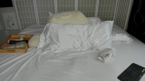 Snapshot of kaylacruise chatting on December 27, 2024, 2:54 pm Kayla Cruise online show from December 27, 2024, 2:54 pm