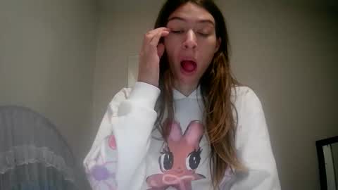 kaylaelizabeth97 online show from April 19, 2026, 8:24 am