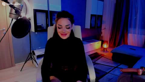 kaylee online show from December 4, 2024, 7:34 pm