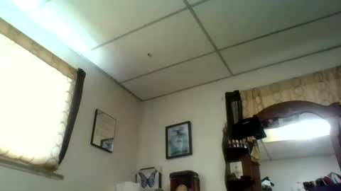 kaylee kakes online show from November 17, 2025, 2:56 pm