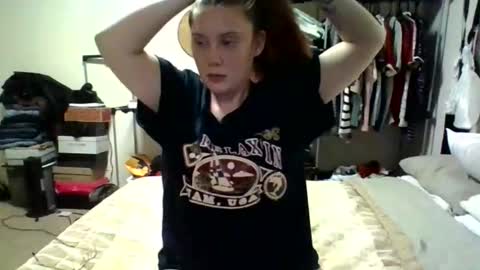 kaylee kakes online show from January 5, 2026, 7:39 pm