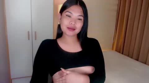 Y O U R        F U T U R E       K A Y L E E  online show from January 13, 2025, 10:45 pm