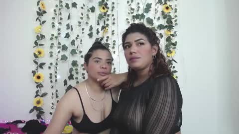 kaylie and dakota  online show from December 17, 2024, 8:45 am