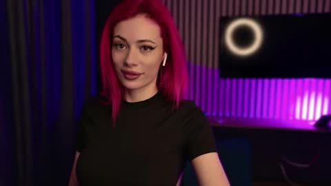 Snapshot of kaylierosse chatting on February 17, 2026, 6:25 pm KaylieRosse online show from February 17, 2026, 6:25 pm