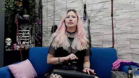 Miss Kazia online show from March 10, 2025, 2:05 pm