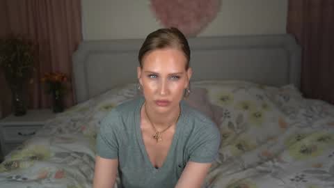 EliandKylie online show from November 9, 2025, 3:49 am