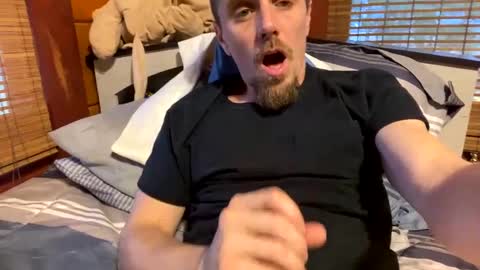 Snapshot of kcdowdy90 chatting on December 19, 2024, 9:28 pm rowdy6969 online show from December 19, 2024, 9:28 pm