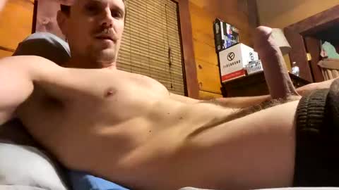 Snapshot of kcdowdy90 chatting on December 31, 2024, 11:53 am rowdy6969 online show from December 31, 2024, 11:53 am