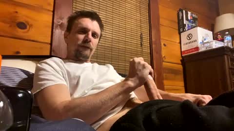 Snapshot of kcdowdy90 chatting on January 16, 2025, 1:58 am rowdy6969 online show from January 16, 2025, 1:58 am