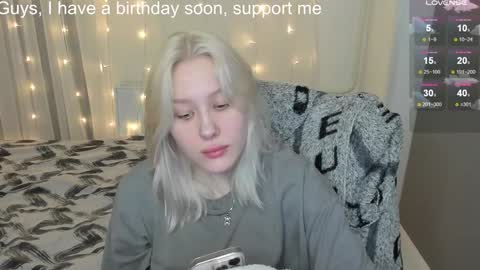 Seb Polly Roxy Jonny online show from February 5, 2025, 4:58 pm