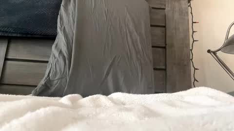 keepquietj online show from January 20, 2025, 7:04 pm