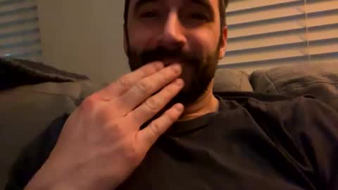 keepquietj online show from February 5, 2025, 6:24 am