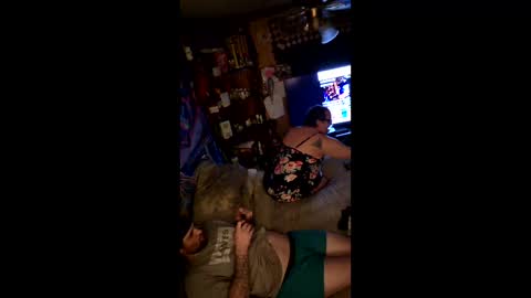 StwvoKeewee online show from January 19, 2026, 8:07 am