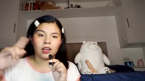 Andrea online show from November 11, 2025, 3:28 am