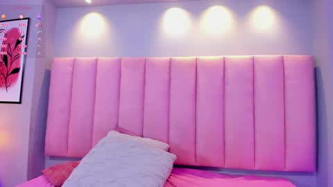 Keily Ross online show from March 12, 2025, 1:25 am