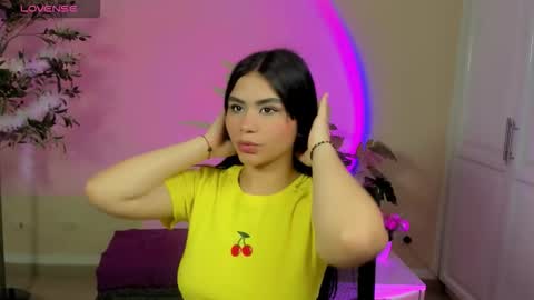 Antonella online show from March 25, 2026, 3:18 pm