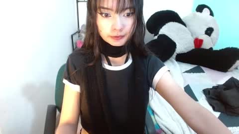 annie rosse16 online show from October 30, 2025, 4:08 pm