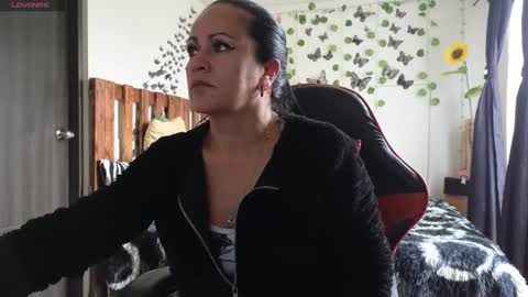 keka_teiku online show from February 10, 2025, 10:09 pm