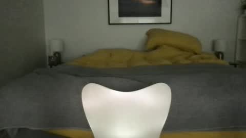 kelkun2828 online show from December 17, 2025, 11:00 pm