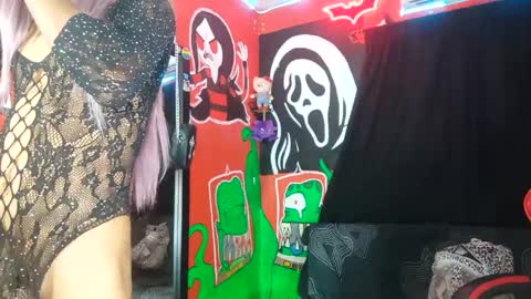 kell online show from October 5, 2025, 1:37 am