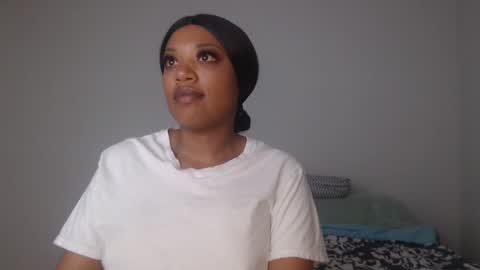 Kellie online show from January 8, 2025, 9:12 pm