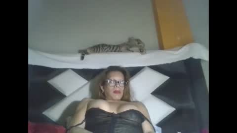 kelly_alisset online show from September 24, 2025, 5:55 am