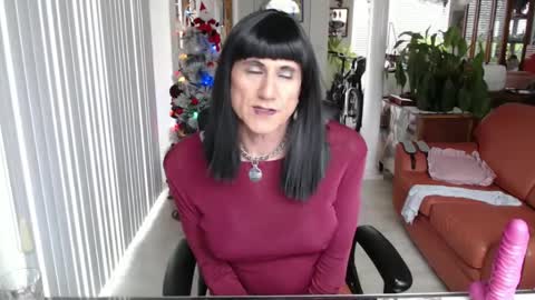 Snapshot of kellyannelynn chatting on December 7, 2024, 8:38 pm kellyanne Lynn but please call me fucktoy online show from December 7, 2024, 8:38 pm