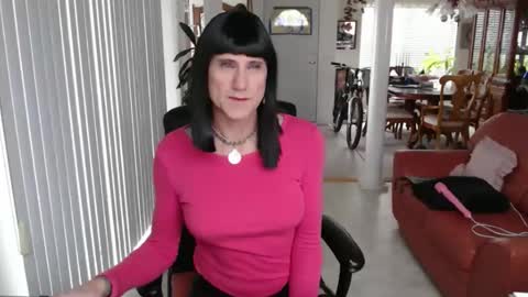 Snapshot of kellyannelynn chatting on November 29, 2025, 5:38 pm kellyanne Lynn but please call me fucktoy online show from November 29, 2025, 5:38 pm