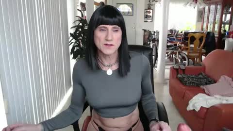Snapshot of kellyannelynn chatting on February 27, 2026, 5:24 pm kellyanne Lynn but please call me fucktoy online show from February 27, 2026, 5:24 pm