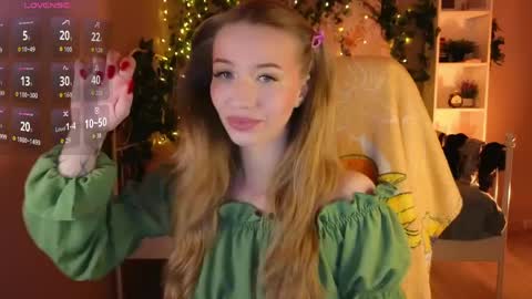 Snapshot of kellybair chatting on April 7, 2026, 6:25 am Kelly online show from April 7, 2026, 6:25 am