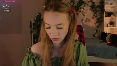 Snapshot of kellybair chatting on April 8, 2026, 1:11 pm Kelly online show from April 8, 2026, 1:11 pm