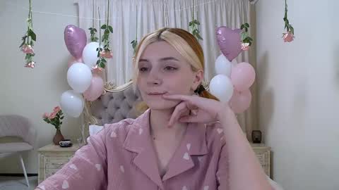 Kelly Stoneys online show from February 18, 2025, 6:37 pm