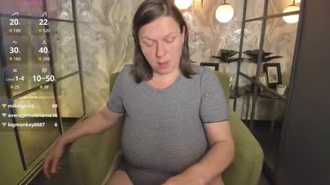 Kelly online show from September 17, 2025, 5:47 pm