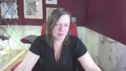 Kelly online show from October 8, 2025, 5:38 am