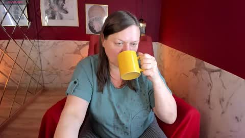 Kelly online show from June 7, 2026, 8:40 am