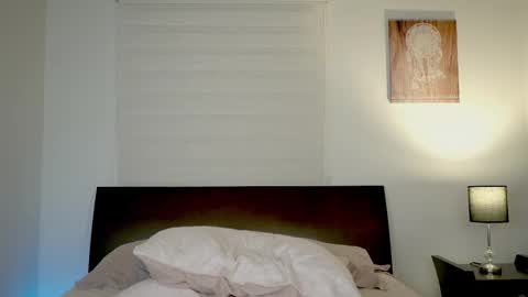 Kelly online show from February 25, 2025, 10:07 pm