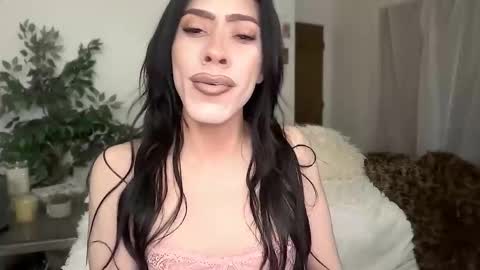 Kelsi  online show from January 12, 2026, 3:39 pm