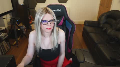 kelseycobalt online show from February 3, 2025, 10:11 pm