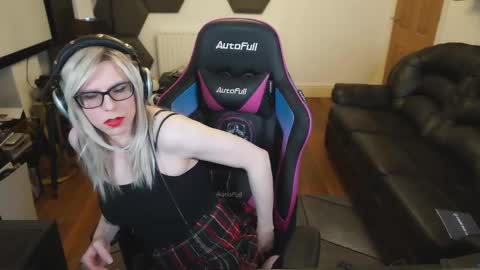 kelseycobalt online show from February 13, 2025, 8:55 pm