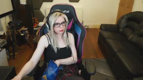 kelseycobalt online show from February 13, 2025, 11:58 pm