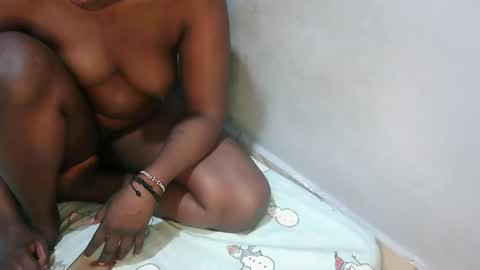 kem2000400282 online show from April 13, 2026, 2:50 am