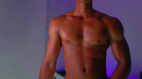 ken__owensx online show from December 21, 2025, 8:43 am